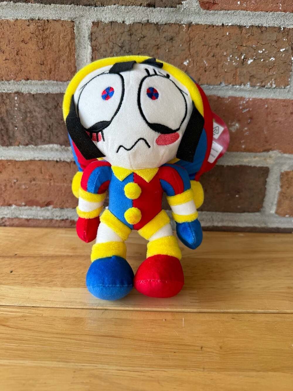 Moose Toys The Amazing Digital Circus Official 8" Deluxe Pomni Plush